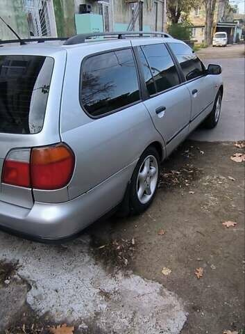 Серый Ниссан Примера, объемом двигателя 1.77 л и пробегом 277 тыс. км за 2900 $, фото 5 на Automoto.ua