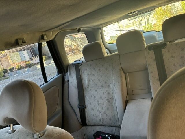 Ниссан Примера 2000 в Виннице на Automoto.ua Серый Ниссан Примера, объемом двигателя 1.8 л и пробегом 3 тыс. км за 1700 $, фото 4 на Automoto.ua