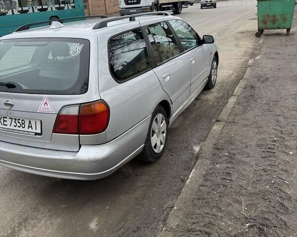 Серый Ниссан Примера, объемом двигателя 1.8 л и пробегом 120 тыс. км за 3200 $, фото 9 на Automoto.ua