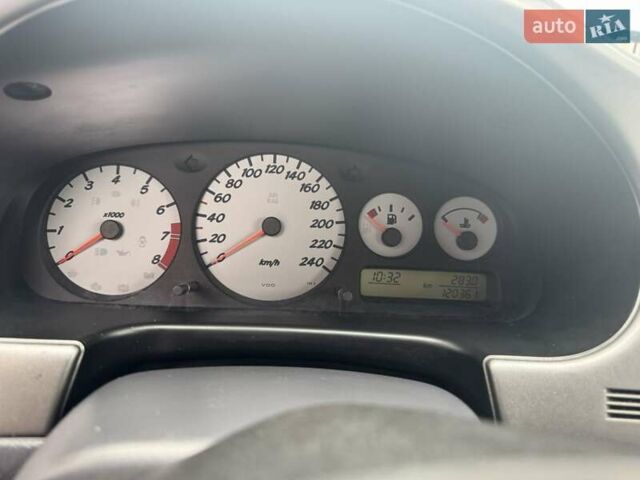 Серый Ниссан Примера, объемом двигателя 1.8 л и пробегом 120 тыс. км за 3200 $, фото 1 на Automoto.ua