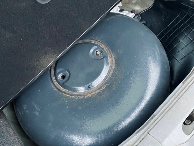 Серый Ниссан Примера, объемом двигателя 1.8 л и пробегом 271 тыс. км за 3300 $, фото 19 на Automoto.ua