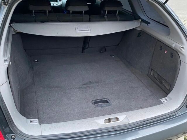 Серый Ниссан Примера, объемом двигателя 1.8 л и пробегом 271 тыс. км за 3300 $, фото 16 на Automoto.ua