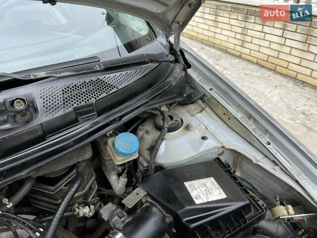 Сірий Ніссан Прімера, об'ємом двигуна 2.18 л та пробігом 330 тис. км за 2599 $, фото 42 на Automoto.ua