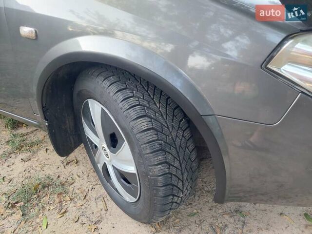 Сірий Ніссан Прімера, об'ємом двигуна 1.77 л та пробігом 308 тис. км за 5200 $, фото 12 на Automoto.ua