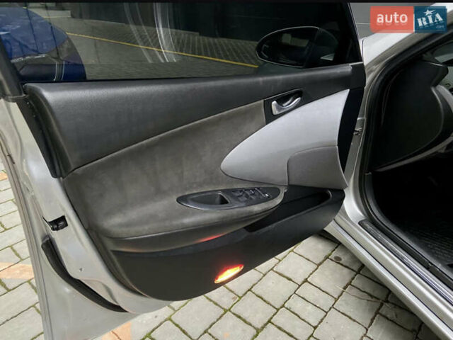 Серый Ниссан Примера, объемом двигателя 1.9 л и пробегом 365 тыс. км за 3300 $, фото 14 на Automoto.ua