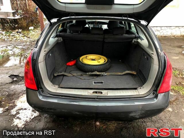 Серый Ниссан Примера, объемом двигателя 1.8 л и пробегом 400 тыс. км за 2350 $, фото 7 на Automoto.ua