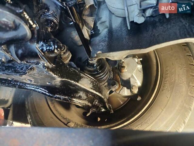 Сірий Ніссан Прімера, об'ємом двигуна 1.77 л та пробігом 308 тис. км за 5200 $, фото 30 на Automoto.ua