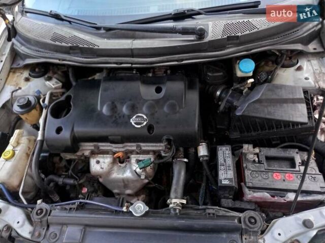 Сірий Ніссан Прімера, об'ємом двигуна 1.8 л та пробігом 270 тис. км за 4600 $, фото 6 на Automoto.ua