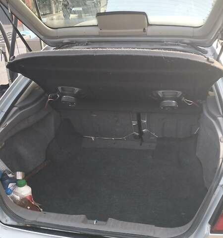 Сірий Ніссан Прімера, об'ємом двигуна 2 л та пробігом 350 тис. км за 2000 $, фото 9 на Automoto.ua