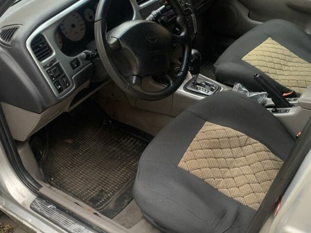Сірий Ніссан Прімера, об'ємом двигуна 2 л та пробігом 300 тис. км за 3200 $, фото 3 на Automoto.ua