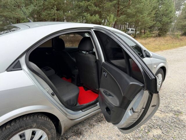 Сірий Ніссан Прімера, об'ємом двигуна 2.2 л та пробігом 220 тис. км за 3950 $, фото 9 на Automoto.ua