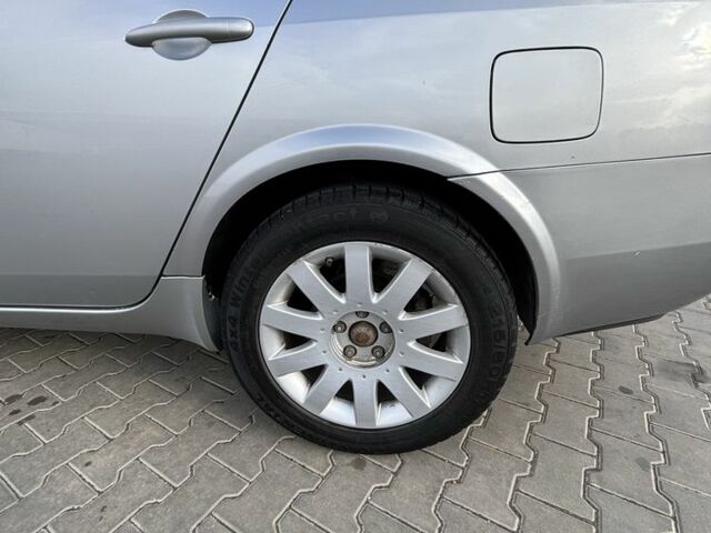 Серый Ниссан Примера, объемом двигателя 2.2 л и пробегом 300 тыс. км за 3000 $, фото 9 на Automoto.ua