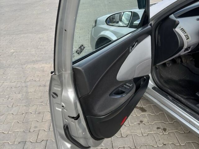 Серый Ниссан Примера, объемом двигателя 2.2 л и пробегом 300 тыс. км за 3000 $, фото 15 на Automoto.ua