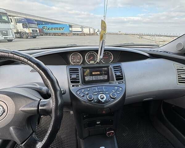 Серый Ниссан Примера, объемом двигателя 2.2 л и пробегом 300 тыс. км за 3000 $, фото 13 на Automoto.ua