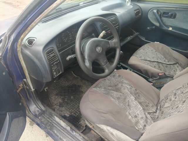 Синій Ніссан Прімера, об'ємом двигуна 2 л та пробігом 2 тис. км за 900 $, фото 5 на Automoto.ua