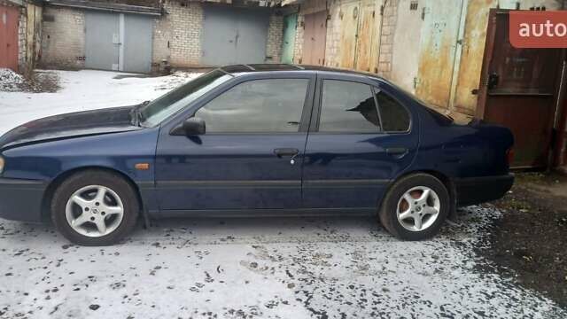 Синій Ніссан Прімера, об'ємом двигуна 1.6 л та пробігом 250 тис. км за 2900 $, фото 5 на Automoto.ua