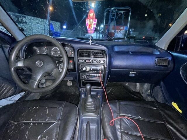 Синій Ніссан Прімера, об'ємом двигуна 2 л та пробігом 1 тис. км за 950 $, фото 4 на Automoto.ua