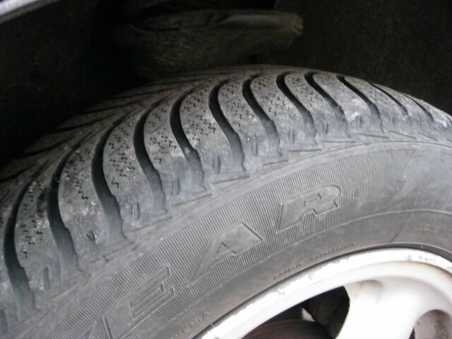 Синій Ніссан Прімера, об'ємом двигуна 2 л та пробігом 392 тис. км за 2470 $, фото 10 на Automoto.ua