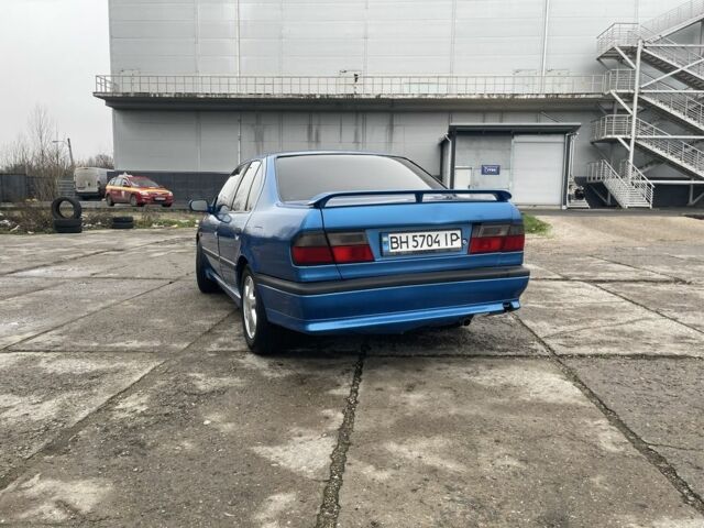 Синий Ниссан Примера, объемом двигателя 1.6 л и пробегом 296 тыс. км за 2700 $, фото 2 на Automoto.ua