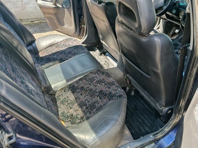 Синий Ниссан Примера, объемом двигателя 2 л и пробегом 300 тыс. км за 1800 $, фото 9 на Automoto.ua