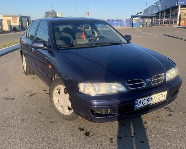 Синій Ніссан Прімера, об'ємом двигуна 2 л та пробігом 400 тис. км за 1600 $, фото 1 на Automoto.ua