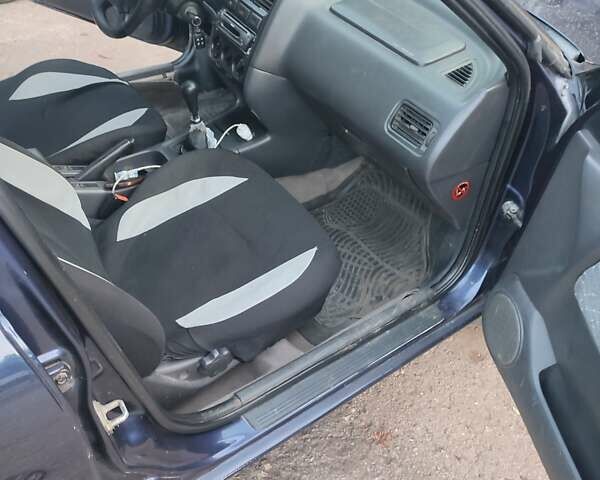 Синій Ніссан Прімера, об'ємом двигуна 2 л та пробігом 400 тис. км за 2200 $, фото 9 на Automoto.ua