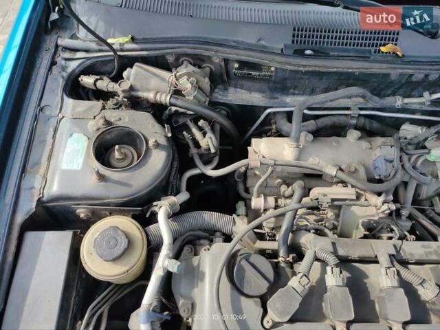 Синий Ниссан Примера, объемом двигателя 1.8 л и пробегом 256 тыс. км за 3750 $, фото 10 на Automoto.ua