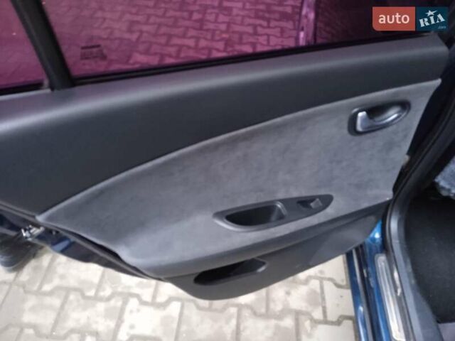 Синий Ниссан Примера, объемом двигателя 2 л и пробегом 248 тыс. км за 3100 $, фото 2 на Automoto.ua