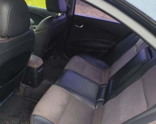 Синій Ніссан Прімера, об'ємом двигуна 1.8 л та пробігом 400 тис. км за 3400 $, фото 6 на Automoto.ua