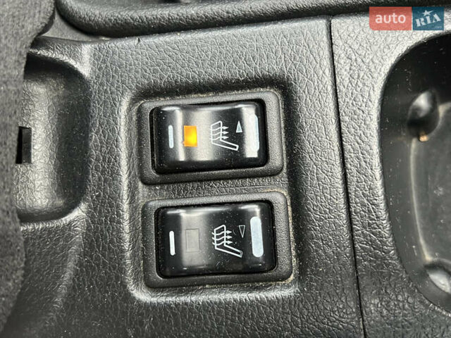 Синий Ниссан Примера, объемом двигателя 1.8 л и пробегом 195 тыс. км за 3000 $, фото 40 на Automoto.ua