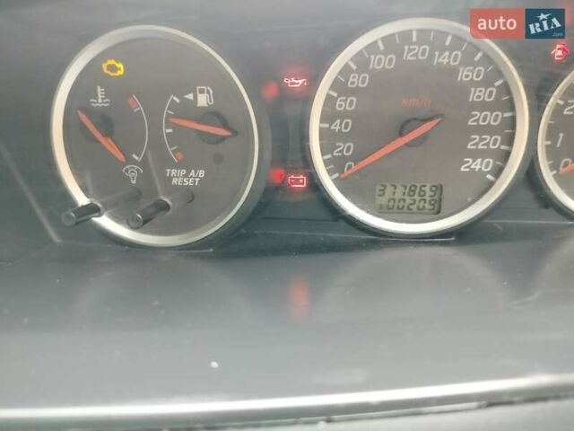 Синий Ниссан Примера, объемом двигателя 2.02 л и пробегом 377 тыс. км за 2999 $, фото 7 на Automoto.ua