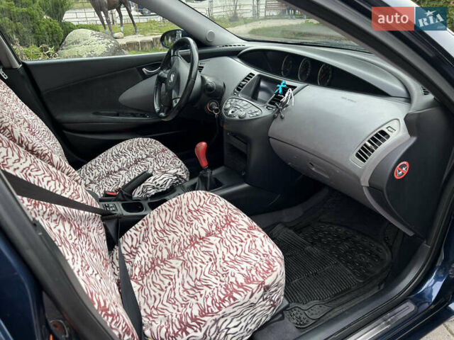 Синий Ниссан Примера, объемом двигателя 1.8 л и пробегом 195 тыс. км за 3000 $, фото 33 на Automoto.ua