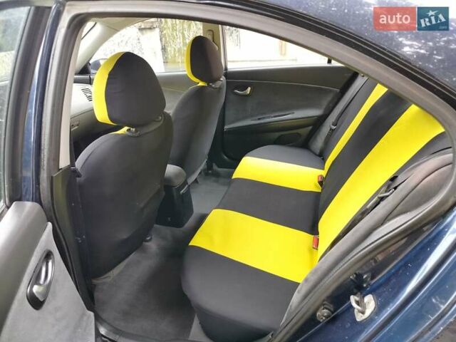 Синий Ниссан Примера, объемом двигателя 2.02 л и пробегом 377 тыс. км за 2999 $, фото 5 на Automoto.ua