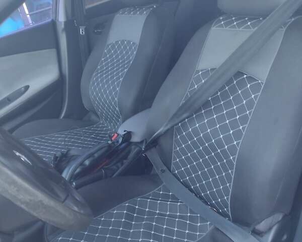 Синій Ніссан Прімера, об'ємом двигуна 1.6 л та пробігом 260 тис. км за 2250 $, фото 3 на Automoto.ua