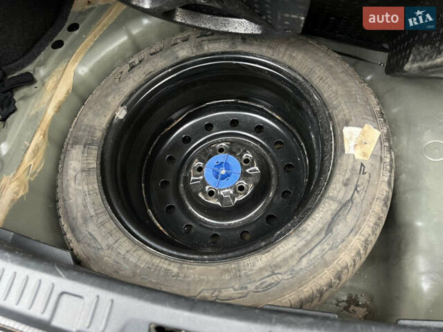 Синий Ниссан Примера, объемом двигателя 1.8 л и пробегом 195 тыс. км за 3000 $, фото 49 на Automoto.ua