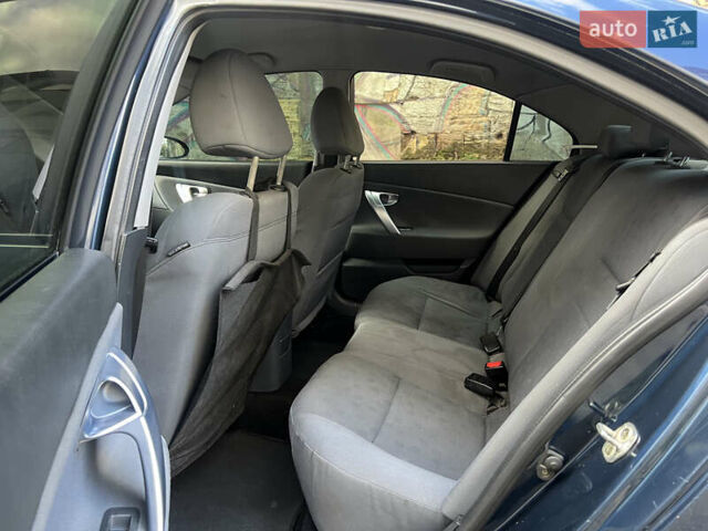 Синий Ниссан Примера, объемом двигателя 1.8 л и пробегом 138 тыс. км за 4400 $, фото 9 на Automoto.ua
