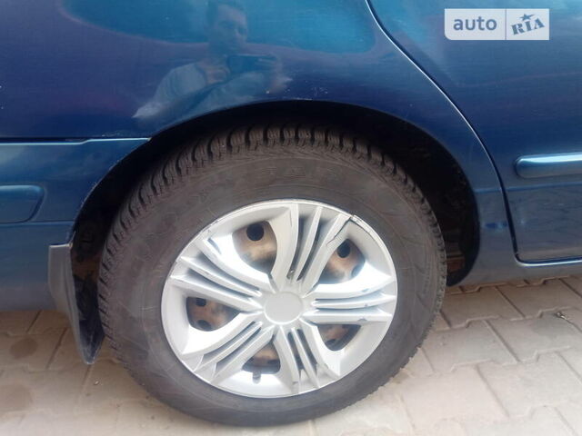 Синий Ниссан Примера, объемом двигателя 2 л и пробегом 477 тыс. км за 2800 $, фото 5 на Automoto.ua