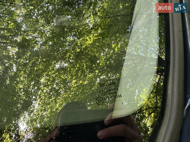 Синий Ниссан Примера, объемом двигателя 1.77 л и пробегом 305 тыс. км за 3700 $, фото 11 на Automoto.ua