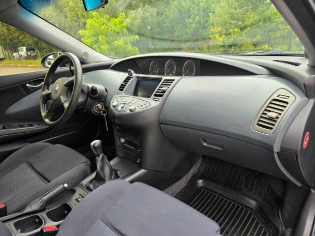 Синий Ниссан Примера, объемом двигателя 1.8 л и пробегом 270 тыс. км за 3999 $, фото 10 на Automoto.ua