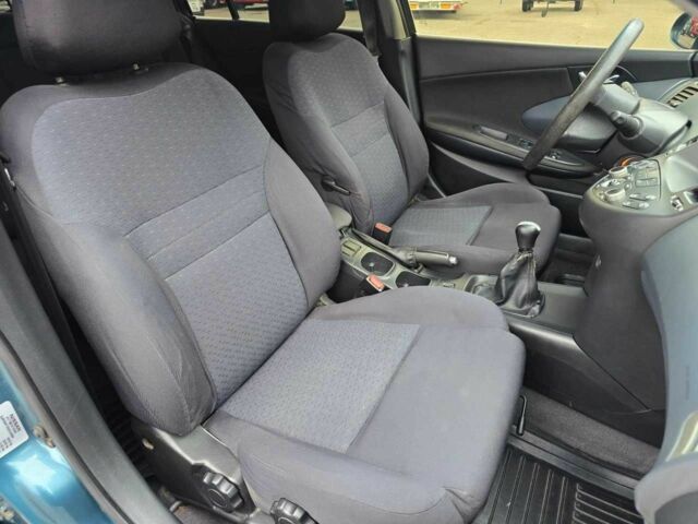 Синий Ниссан Примера, объемом двигателя 1.8 л и пробегом 270 тыс. км за 3999 $, фото 9 на Automoto.ua