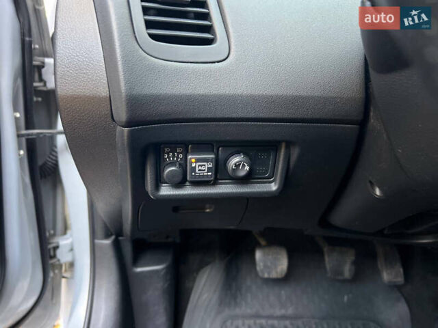 Синий Ниссан Примера, объемом двигателя 0 л и пробегом 177 тыс. км за 3999 $, фото 30 на Automoto.ua