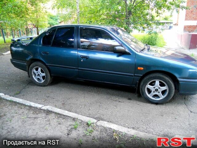 Зеленый Ниссан Примера, объемом двигателя 1.6 л и пробегом 285 тыс. км за 2000 $, фото 2 на Automoto.ua