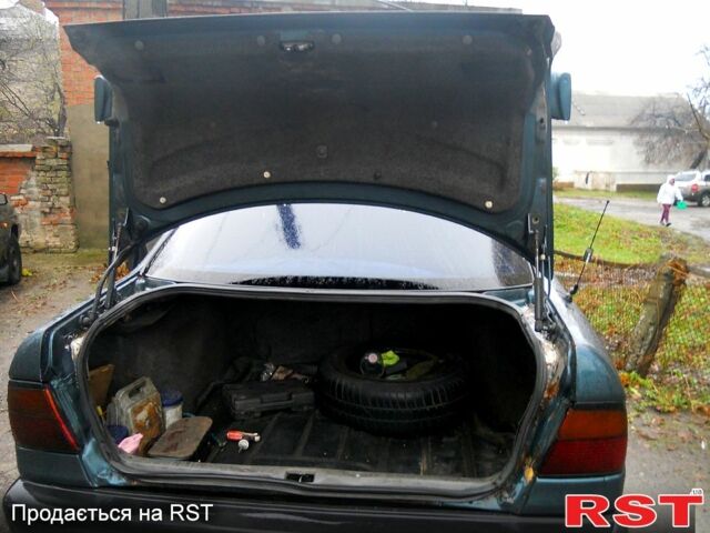 Зелений Ніссан Прімера, об'ємом двигуна 1.6 л та пробігом 120 тис. км за 1700 $, фото 3 на Automoto.ua