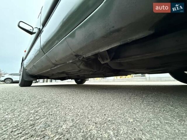 Зелений Ніссан Прімера, об'ємом двигуна 1.6 л та пробігом 280 тис. км за 2999 $, фото 29 на Automoto.ua