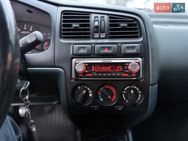 Зелений Ніссан Прімера, об'ємом двигуна 1.6 л та пробігом 280 тис. км за 2999 $, фото 20 на Automoto.ua