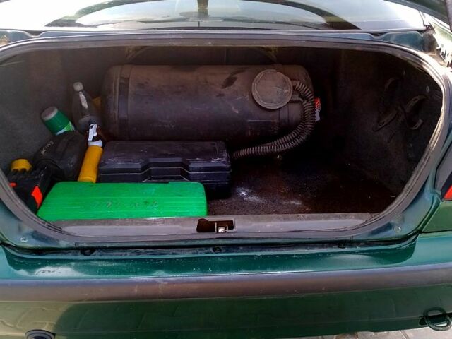 Зеленый Ниссан Примера, объемом двигателя 1.6 л и пробегом 45 тыс. км за 1000 $, фото 8 на Automoto.ua