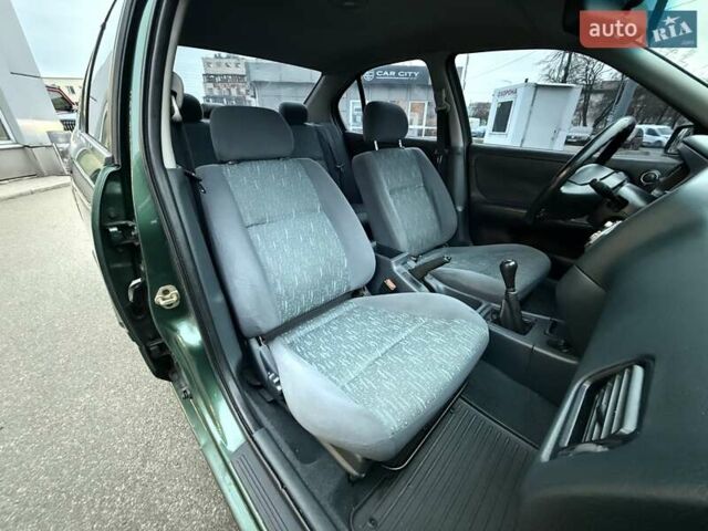 Зелений Ніссан Прімера, об'ємом двигуна 1.6 л та пробігом 280 тис. км за 2999 $, фото 12 на Automoto.ua