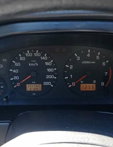Зеленый Ниссан Примера, объемом двигателя 2 л и пробегом 397 тыс. км за 1800 $, фото 1 на Automoto.ua