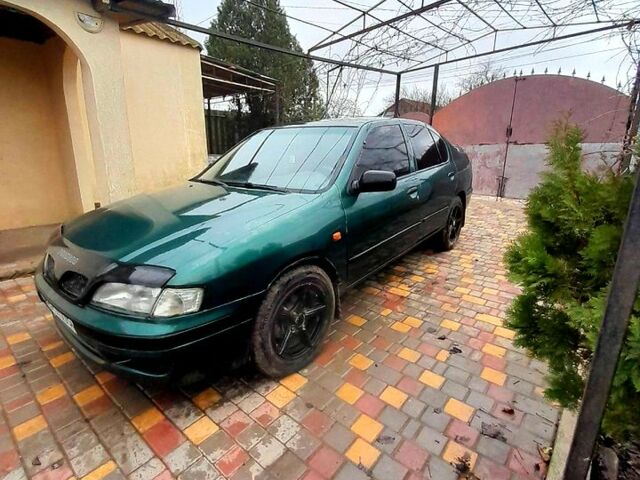 Зелений Ніссан Прімера, об'ємом двигуна 1.6 л та пробігом 0 тис. км за 2300 $, фото 1 на Automoto.ua
