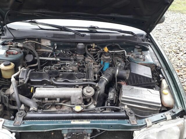 Зеленый Ниссан Примера, объемом двигателя 0 л и пробегом 350 тыс. км за 2000 $, фото 4 на Automoto.ua